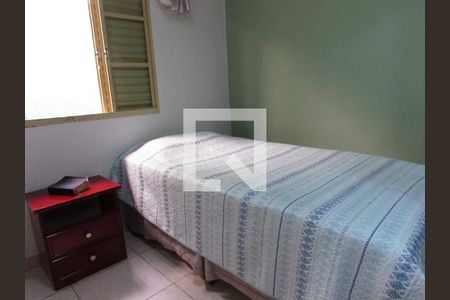 Casa para alugar com 85m², 2 quartos e 3 vagasQuarto