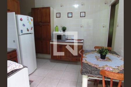 Casa para alugar com 85m², 2 quartos e 3 vagasCozinha