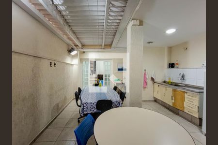 Casa à venda com 160m², 3 quartos e 1 vagaÁrea gourmet