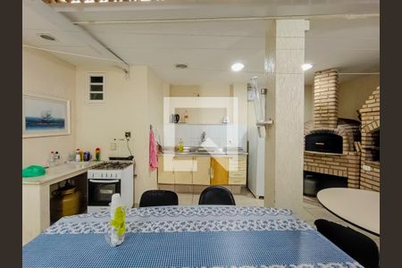 Casa à venda com 160m², 3 quartos e 1 vagaÁrea gourmet