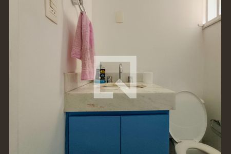 Casa à venda com 160m², 3 quartos e 1 vagaBanheiro Social