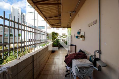 Apartamento à venda com 321m², 5 quartos e 1 vagaSacada