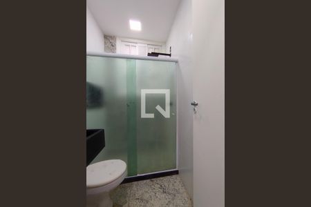 Banheiro social de apartamento para alugar com 1 quarto, 30m² em Copacabana, Rio de Janeiro