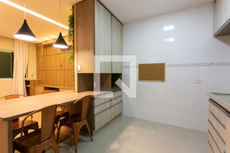 Cozinha de casa de condomínio para alugar com 3 quartos, 96m² em Vila Aricanduva, São Paulo