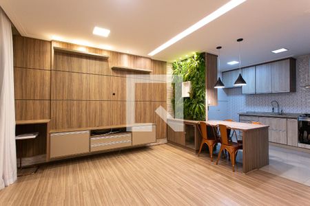 Sala de casa de condomínio para alugar com 3 quartos, 96m² em Vila Aricanduva, São Paulo