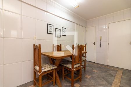 Apartamento para alugar com 168m², 3 quartos e 1 vagaCozinha