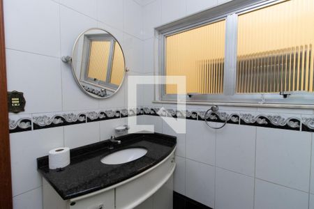 Banheiro de casa à venda com 3 quartos, 210m² em Vila Maria Alta, São Paulo