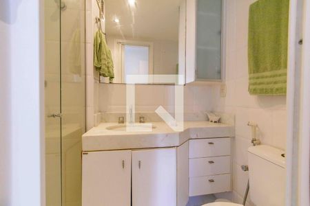 Apartamento à venda com 80m², 2 quartos e 1 vagaBanheiro da Suíte