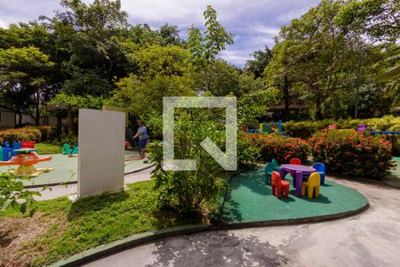 Apartamento à venda com 80m², 2 quartos e 1 vagaÁrea Comum Playground