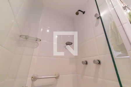 Apartamento à venda com 80m², 2 quartos e 1 vagaBanheiro da Suíte