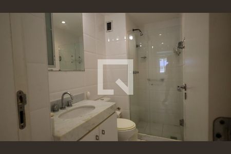 Apartamento à venda com 80m², 2 quartos e 1 vagaBanheiro Social