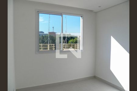 Sala de apartamento para alugar com 2 quartos, 39m² em Piqueri, São Paulo