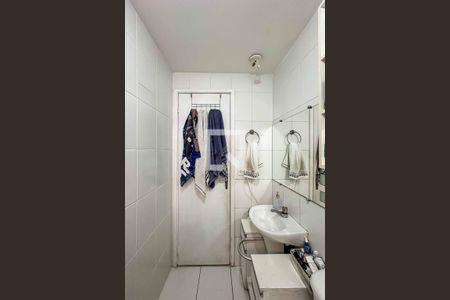 Apartamento para alugar com 50m², 2 quartos e 1 vaga Apartamento para alugar com 50m², 2 quartos e 1 vagaBanheiro