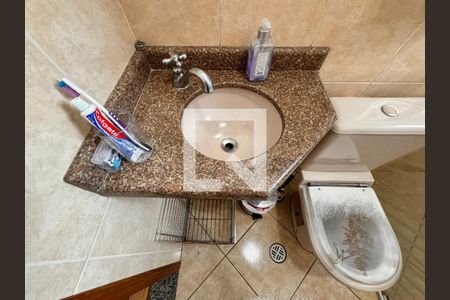 Casa à venda com 239m², 4 quartos e 4 vagasBanheiro