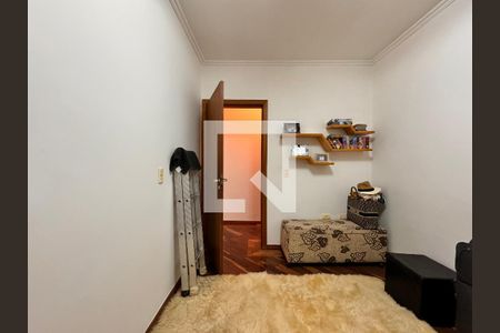 Casa à venda com 239m², 4 quartos e 4 vagasQuarto 1