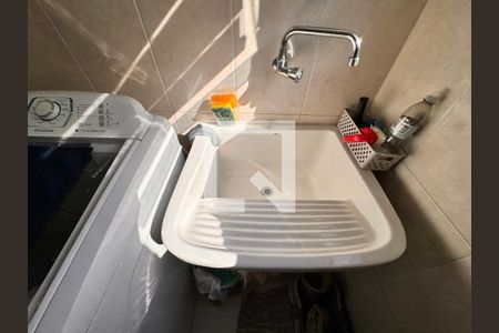 Casa à venda com 239m², 4 quartos e 4 vagasLavanderia