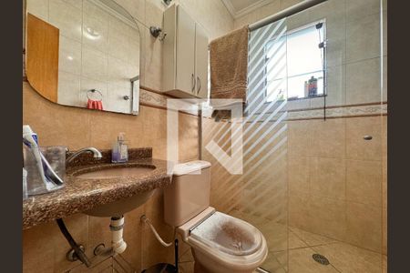 Casa à venda com 239m², 4 quartos e 4 vagasBanheiro