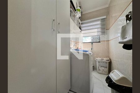 Casa à venda com 239m², 4 quartos e 4 vagasLavanderia