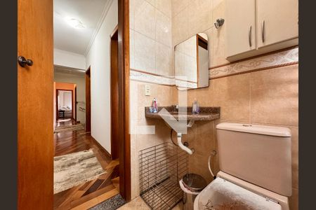 Casa à venda com 239m², 4 quartos e 4 vagasBanheiro