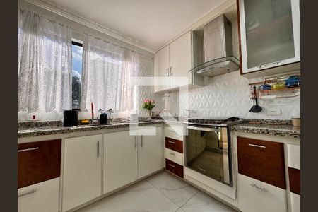 Casa à venda com 239m², 4 quartos e 4 vagasCozinha