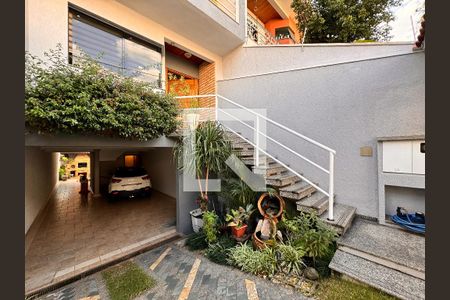 Casa à venda com 239m², 4 quartos e 4 vagasGaragem