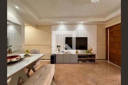 Sala de casa à venda com 4 quartos, 239m² em Vila Floresta, Santo André