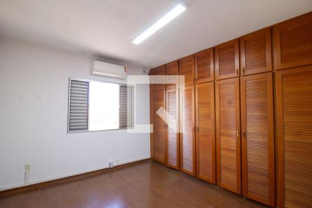 Quarto 1 de casa à venda com 3 quartos, 290m² em Centro, Guarulhos