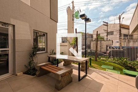 Apartamento à venda com 43m², 3 quartos e 1 vaga Apartamento à venda com 43m², 3 quartos e 1 vagaÁrea comum