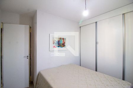 Suíte de apartamento à venda com 3 quartos, 43m² em Vila das Bandeiras, Guarulhos