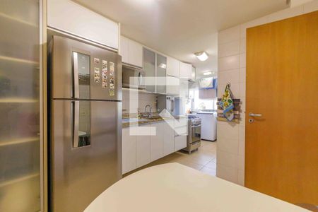 Apartamento para alugar com 110m², 3 quartos e 3 vagas Apartamento para alugar com 110m², 3 quartos e 3 vagasCozinha