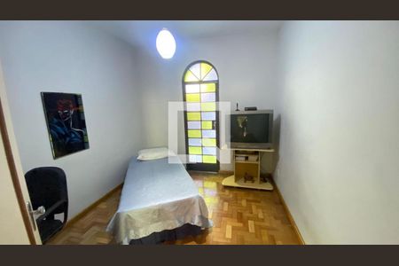 Casa à venda com 3 quartos, 200m² em Ouro Preto, Belo Horizonte