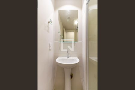 Apartamento à venda com 42m², 2 quartos e sem vaga Apartamento à venda com 42m², 2 quartos e sem vagaBanheiro