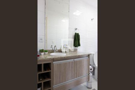 Apartamento à venda com 78m², 2 quartos e 2 vagasBanheiro da Suite