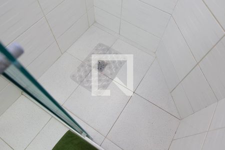 Apartamento à venda com 78m², 2 quartos e 2 vagasBanheiro da Suite