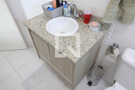 Apartamento à venda com 78m², 2 quartos e 2 vagasBanheiro Social