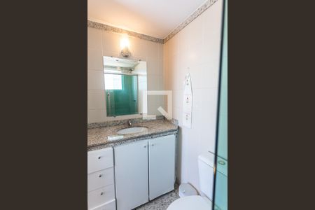 Apartamento à venda com 106m², 3 quartos e 1 vaga Apartamento à venda com 106m², 3 quartos e 1 vagaBanheiro da Suíte