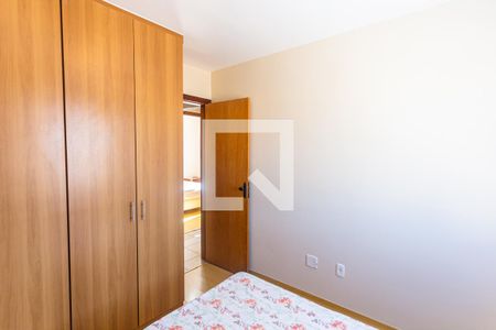 Apartamento à venda com 106m², 3 quartos e 1 vaga Apartamento à venda com 106m², 3 quartos e 1 vagaQuarto 3