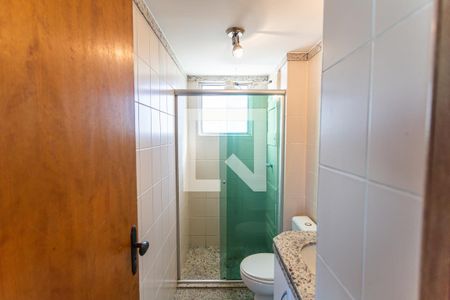 Apartamento à venda com 106m², 3 quartos e 1 vaga Apartamento à venda com 106m², 3 quartos e 1 vagaBanheiro Social