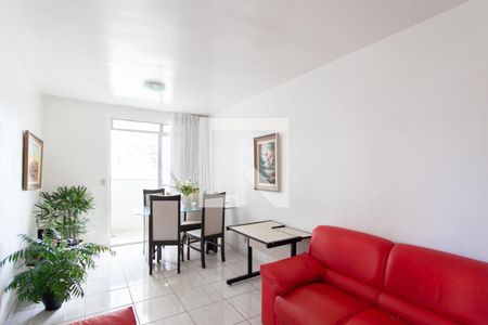 Sala de apartamento à venda com 3 quartos, 68m² em Itamarati, Belo Horizonte