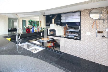 Apartamento à venda com 350m², 3 quartos e 3 vagasChurrasqueira