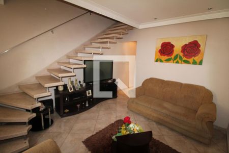 Sala de casa à venda com 5 quartos, 300m² em Parque Vitória, São Paulo