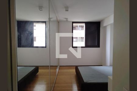 Apartamento à venda com 170m², 4 quartos e 2 vagasFoto 01