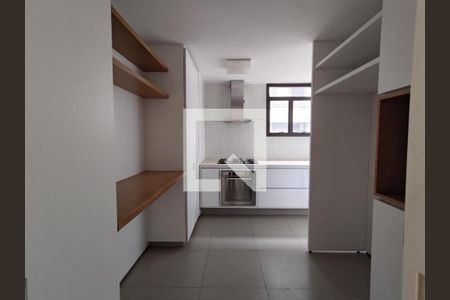 Apartamento à venda com 170m², 4 quartos e 2 vagasFoto 01
