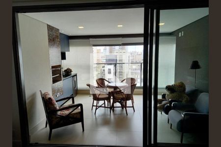 Foto 04 de apartamento à venda com 3 quartos, 115m² em Indianópolis, São Paulo