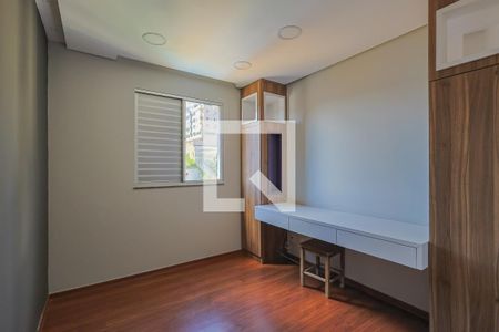 Quarto 1 de apartamento para alugar com 3 quartos, 102m² em Buritis, Belo Horizonte