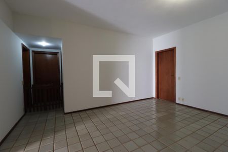 Sala de apartamento para alugar com 5 quartos, 212m² em Centro, Ribeirão Preto
