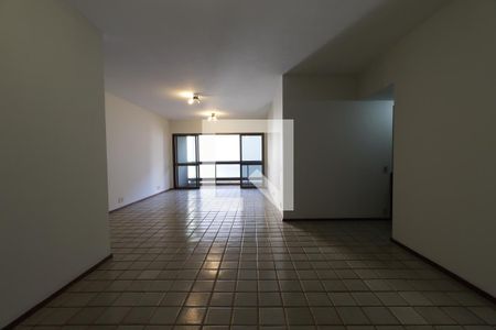 Apartamento para alugar com 212m², 5 quartos e 2 vagasSala 