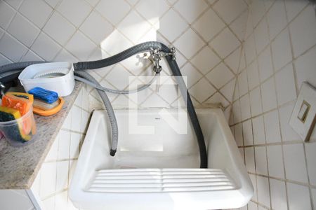 Casa de condomínio para alugar com 300m², 4 quartos e 3 vagasÁrea de Serviço