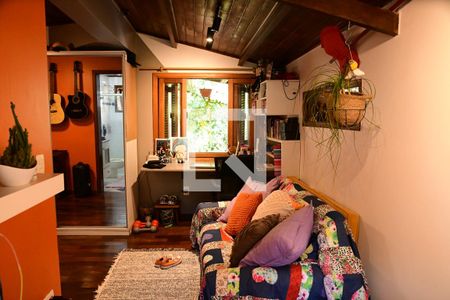 Casa de condomínio para alugar com 300m², 4 quartos e 3 vagasSuíte 2 