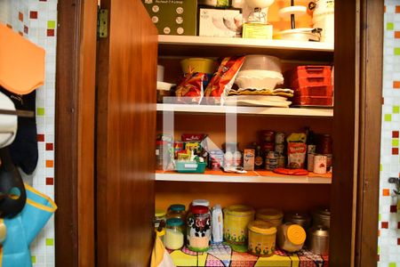 Casa de condomínio para alugar com 300m², 4 quartos e 3 vagasCozinha